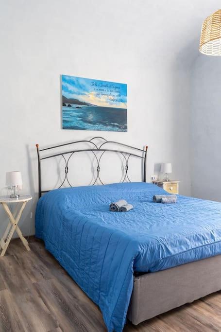 בטולה Casa Vacanze L'Angolo Fiorito מראה חיצוני תמונה